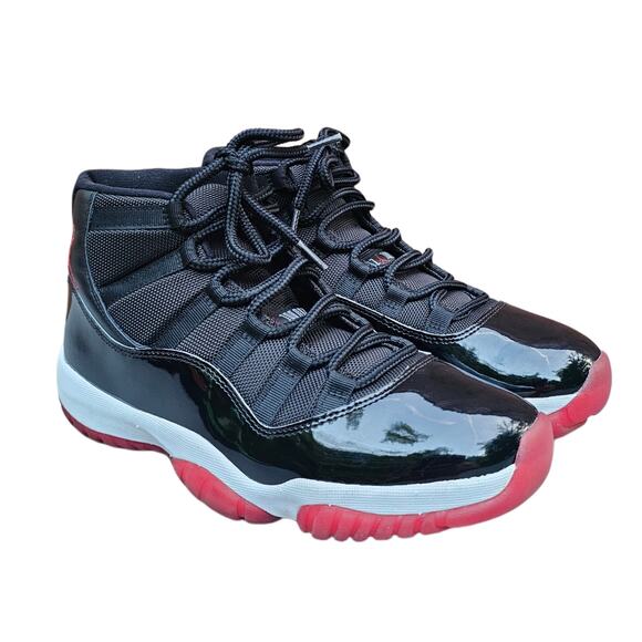 Air Jordan 11 Retro Playoffs Bred Size 9 Black Red XI Nike Jumpan 23 378037-061 - Picture 2 of 16
